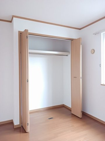 グランフォーレ近見Ⅱの収納|便利な収納スペースです