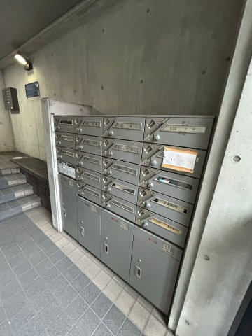 エストゥディオ甲子園口の外観