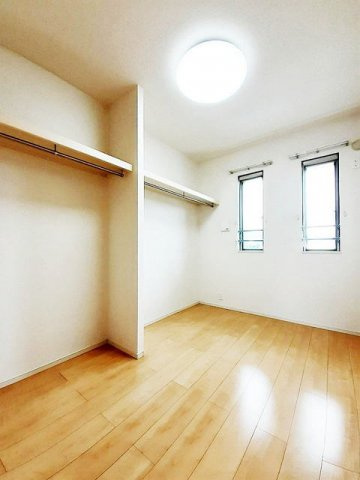 スカイハウスの内装|明るい室内です