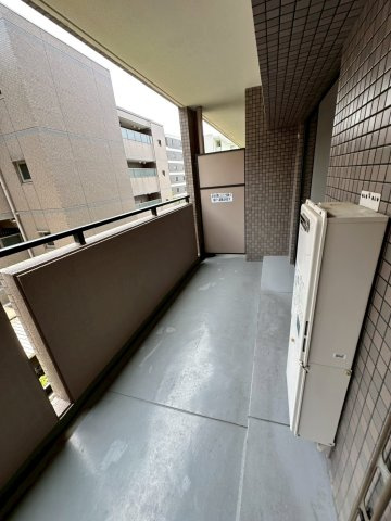 プリマヴェーラ（林田町）のバルコニー