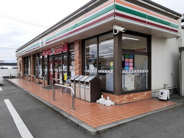 ベルクラールの周辺|セブンイレブン嘉島バイパス店まで400m