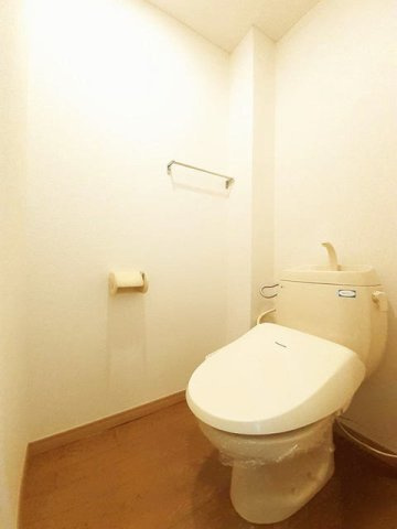 リバーサイドＫのトイレ|清潔感のあるトイレです
