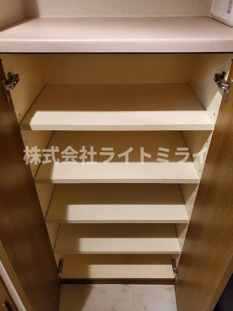 ブロード大塚の収納|シューズボックス 