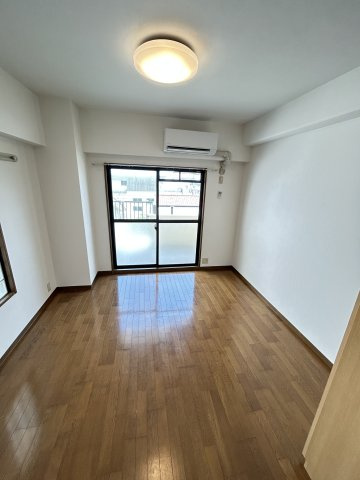 ロジュマン六甲の寝室