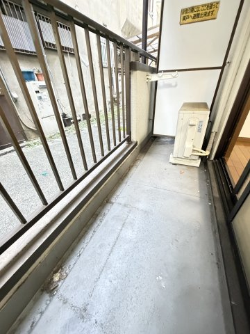 中央マンションのバルコニー