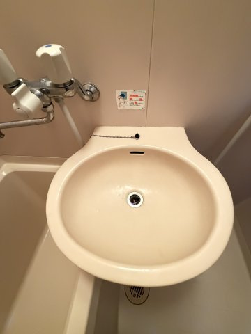 中央マンションの洗面所