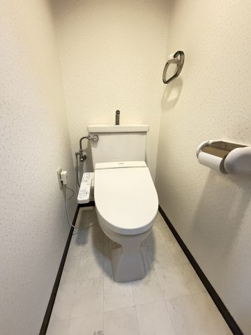 中央マンションのトイレ