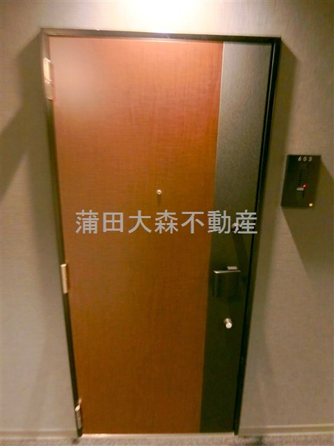 ARKMARK大森町レジデンスの玄関