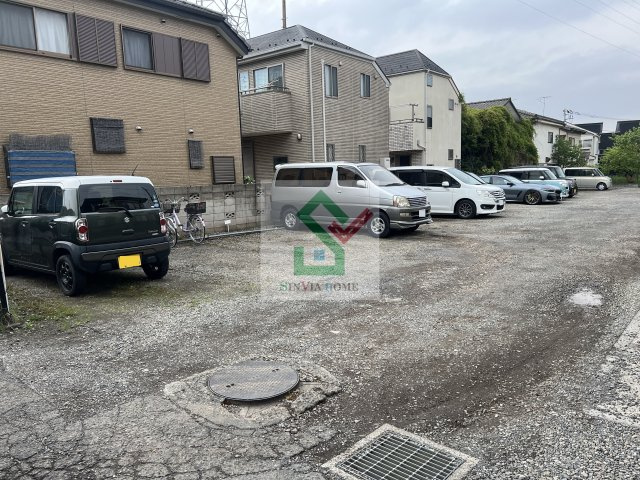 ラカンタービレの駐車場