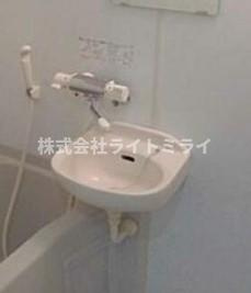千代田区九段南２丁目の賃貸マンションの洗面所