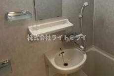 文京区小石川２丁目の賃貸マンションの浴室