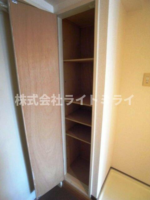 パールマンション白山の玄関|靴入 