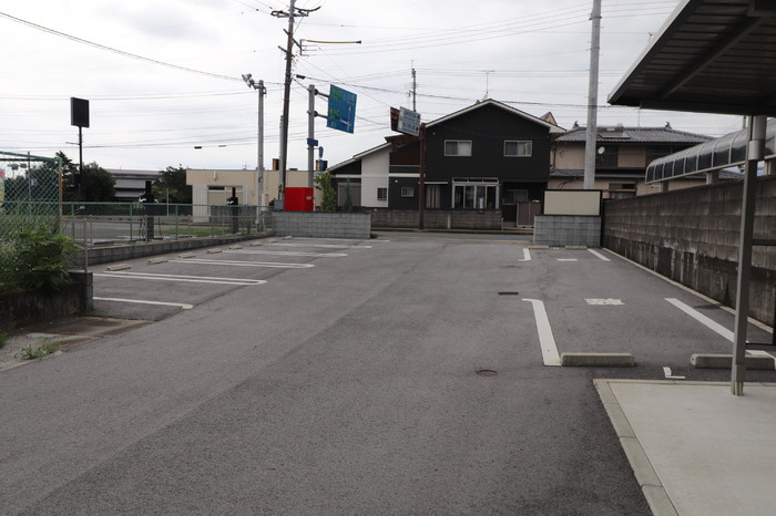 Fy-style Kikuchiの駐車場