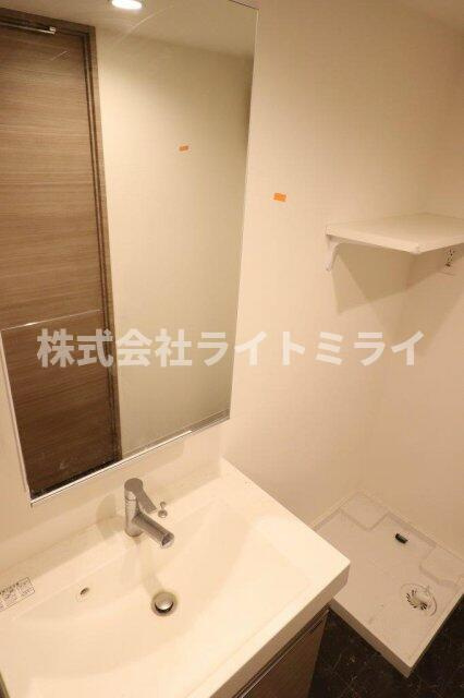 ＧＥＮＯＶＩＡ王子神谷ｓｋｙｇａｒｄｅｎの洗面所| 