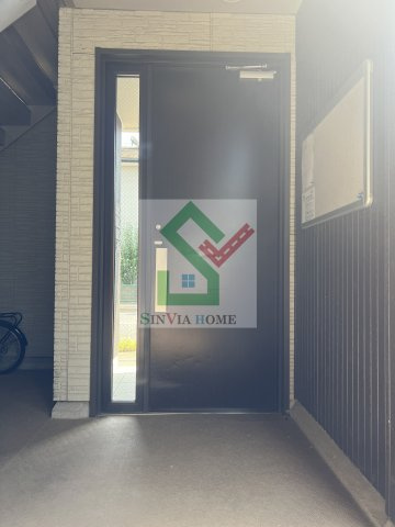 D-room元町のロビー