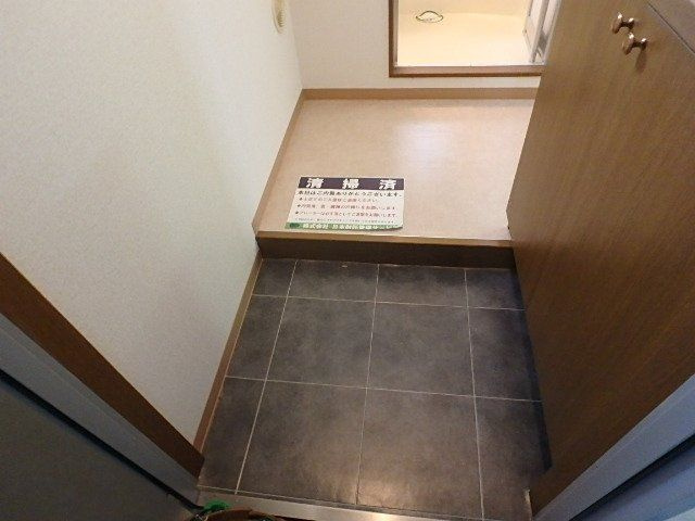コンフォート日暮里の玄関