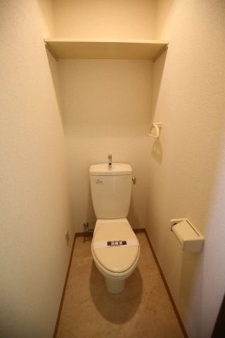 コンフォート日暮里のトイレ