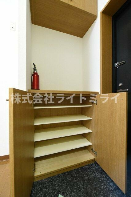 千代田区外神田６丁目の賃貸マンションの収納|靴入 