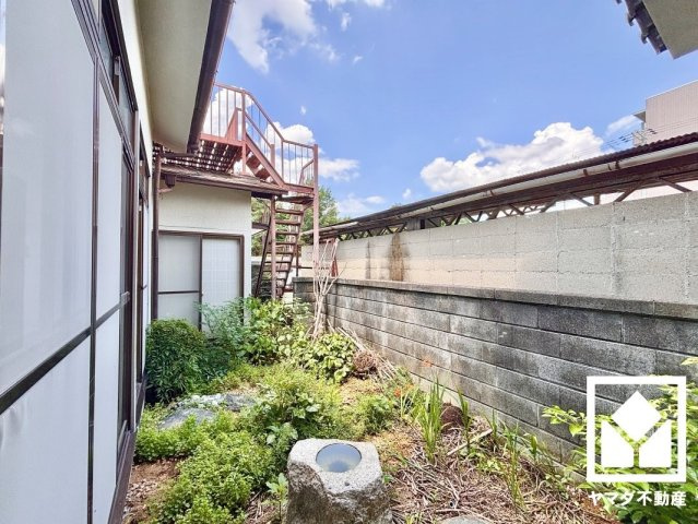 伏見区深草越後屋敷町の庭