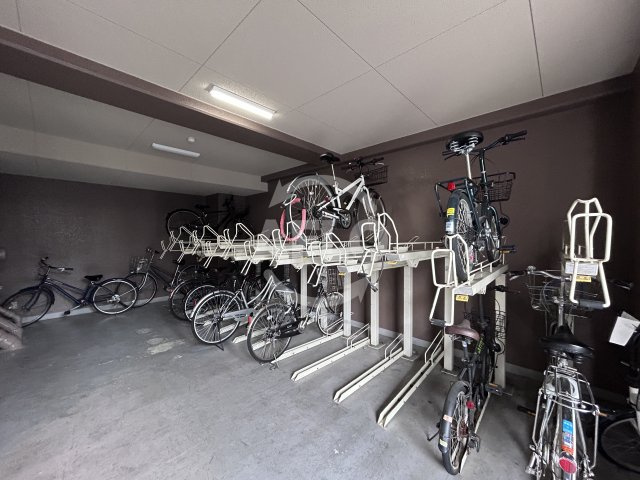 リーガル新大阪Ⅱのその他|駐輪場