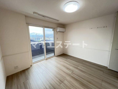 【居間・リビング】 | ファグタル | 別部屋写真