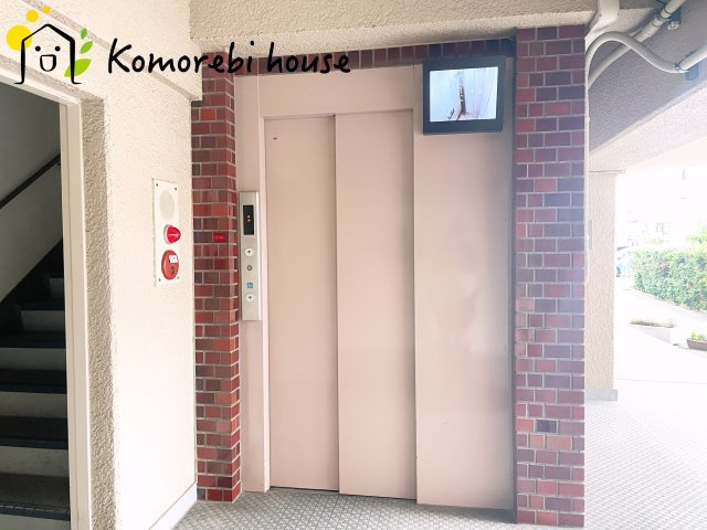 上尾サンハイツのその他共用部分|エレベーターです