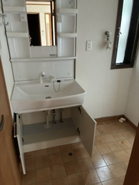 久都内マンションの洗面所