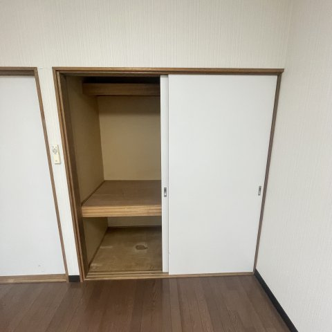 第３グレース加地の収納
