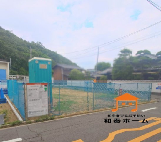 ◇高松市室新町オール電化住宅①の前面道路含む現地写真|高松琴平電鉄琴平線「三条駅」まで徒歩１４分と毎日の通勤通学にも便利な立地です(^^♪