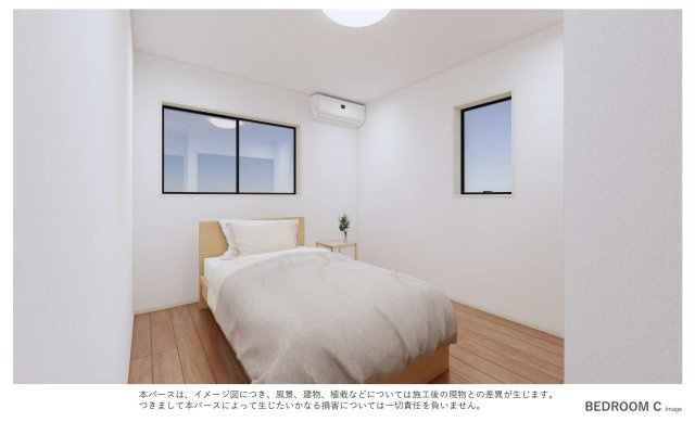 リーブルガーデン高松市三条町第二◇2026年度補助金７５万円対象の長期優良住宅です！の洋室|各居室、ハンガーパイプ付きのクローゼットが付いており洋服をハンガーで引っ掛ければ、もう収納完了です。