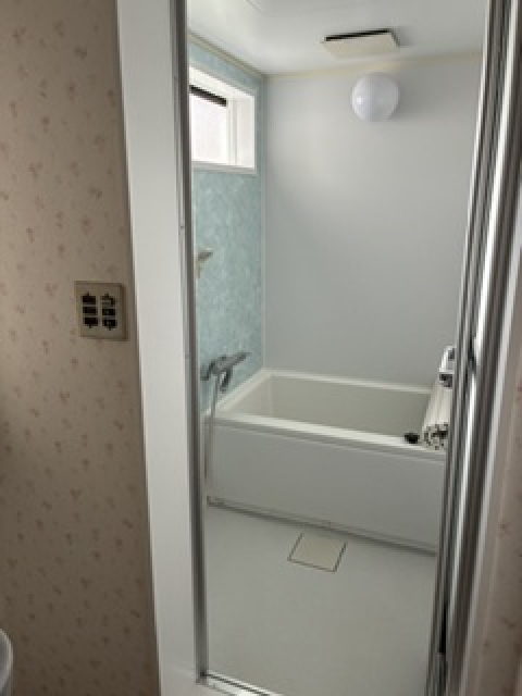 久都内マンションの浴室