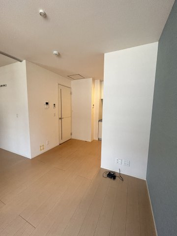 Ｄ-ｒｏｏｍ元町の居間・リビング