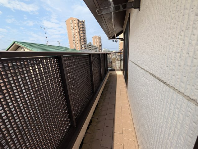 久留米市宮ノ陣４丁目　中古戸建のバルコニー