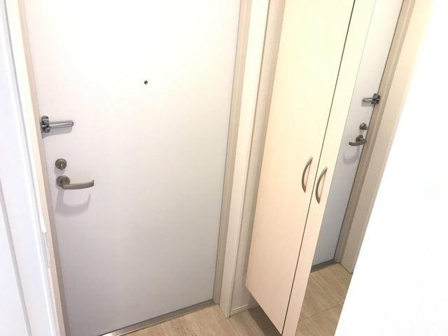 カレント　ヒルズの玄関