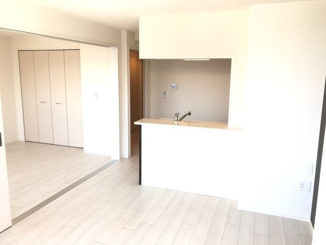 カレント　ヒルズの居間・リビング