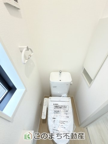 CRADLEGARDEN壬生町緑町第3のトイレ|同社施工物件の写真です。※建具やフローリング、その他仕様が違う場合がございます。
