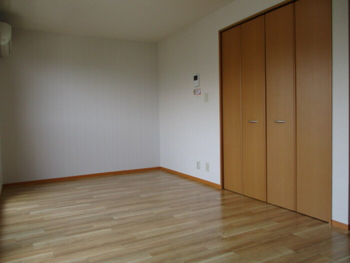 エトワールAの洋室|きれいな洋室です