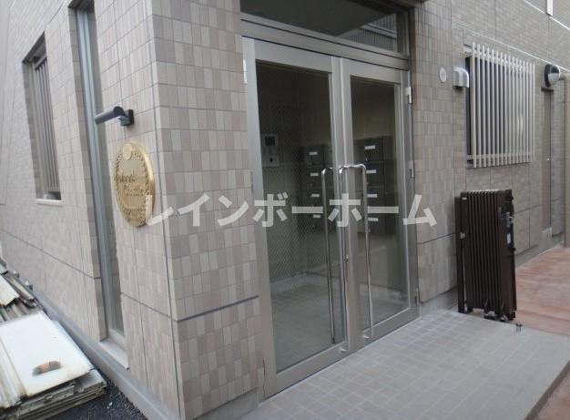 Wood Castleのエントランス