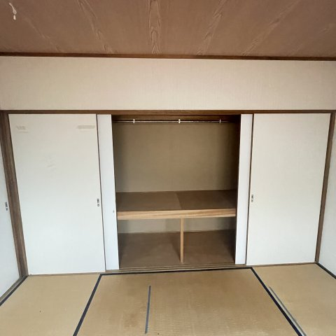 第３グレース加地の収納