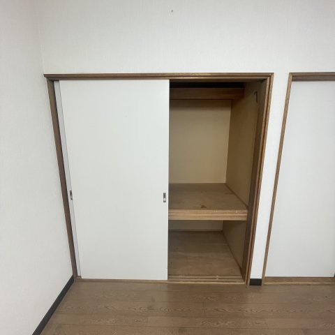第３グレース加地の収納