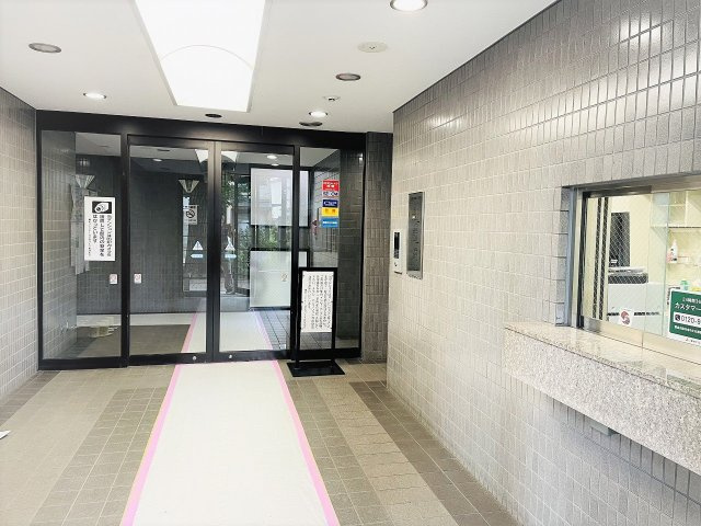 藤和シティホームズ西八王子のエントランス|～管理の行き届いた清潔感のあるマンション～