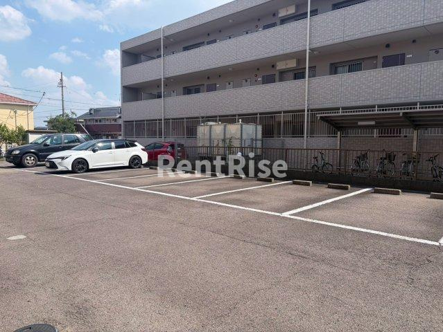 メゾン出町の庭