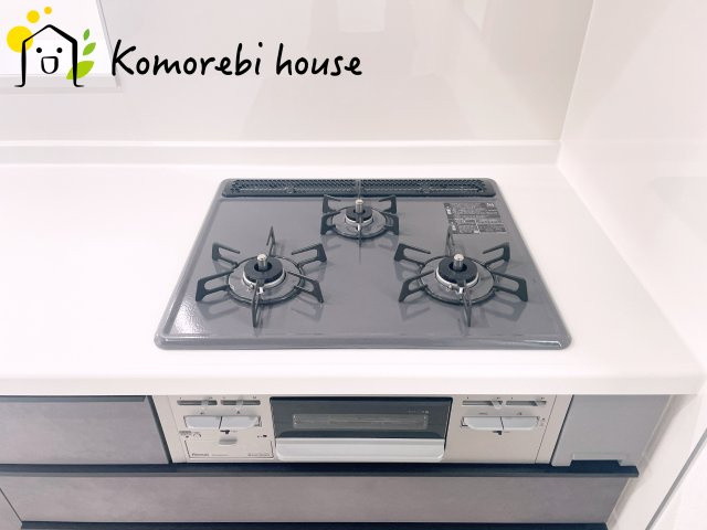 桶川市泉　5期　新築一戸建て　グラファーレ　01のキッチン|キッチンでお料理をお楽しみください
