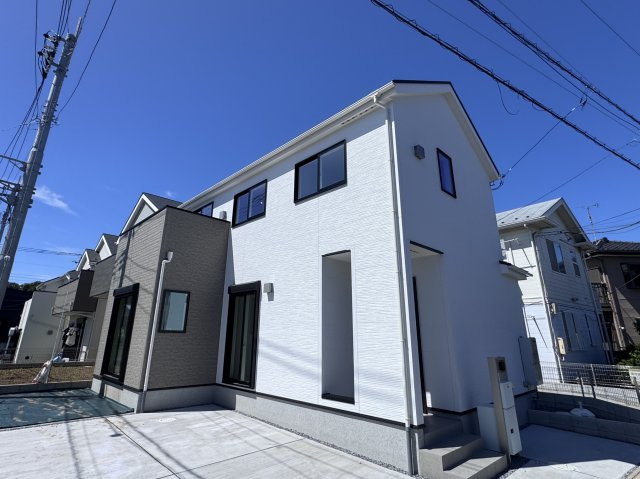 柏市酒井根５丁目新築戸建【酒井根小学校：10分】