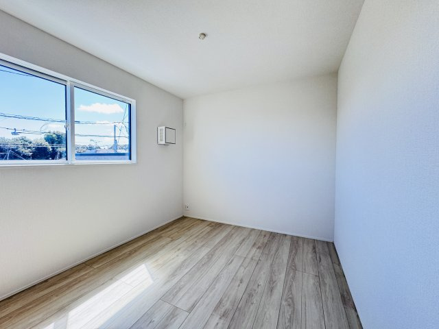柏市酒井根５丁目新築戸建【酒井根小学校：10分】の洋室|5.2帖洋室