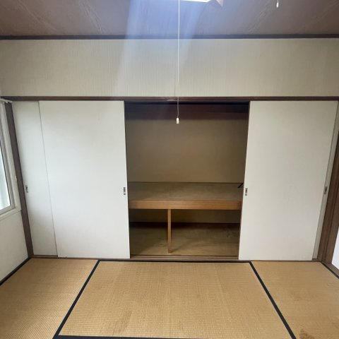 第３グレース加地の収納