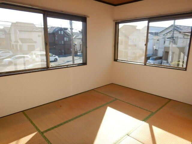 ハイメリッヒＯＤＡの内装|明るい室内です