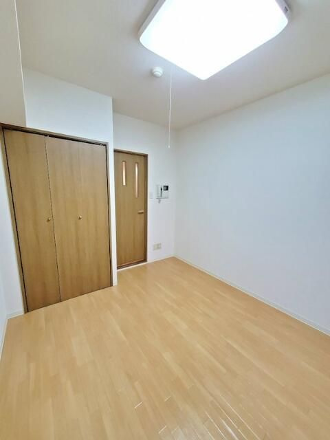 豊島区南大塚１丁目の賃貸マンションの内装