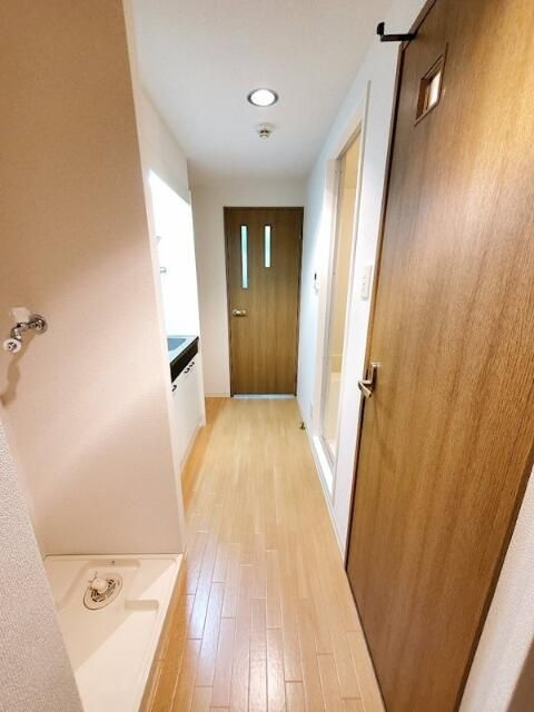 豊島区南大塚１丁目の賃貸マンションの玄関