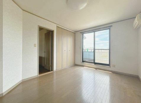 売中古戸建　富士市中里の洋室